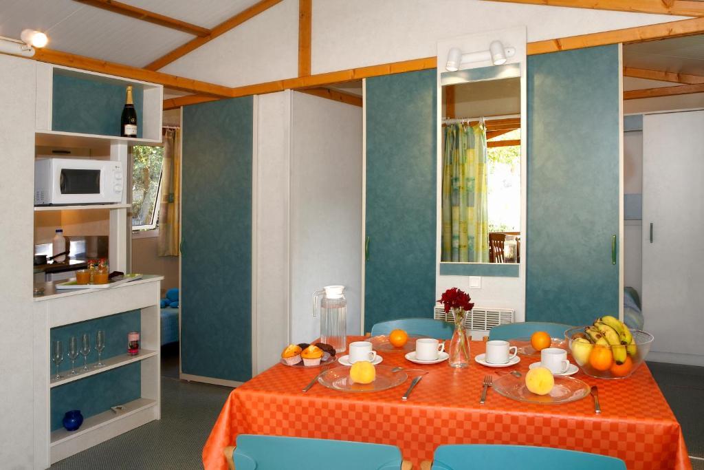 ホテル Camping Bassegoda Park Albanya 部屋 写真