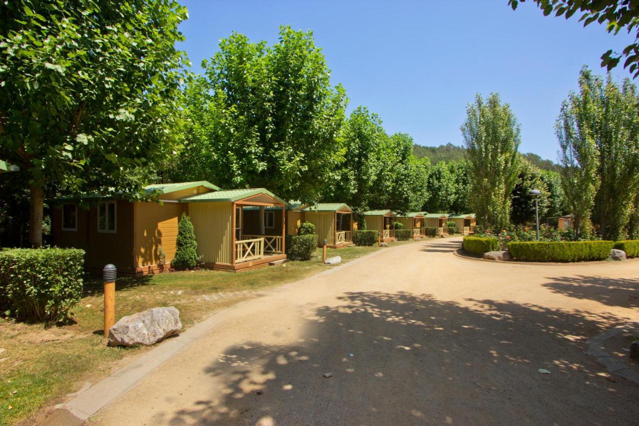 ホテル Camping Bassegoda Park Albanya エクステリア 写真